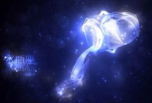 水瓶座月份