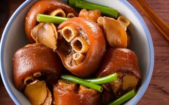 滷豬腳做法