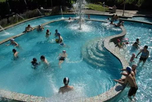 溫泉游泳池推薦