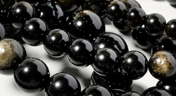 黑曜石搭配什麼水晶？